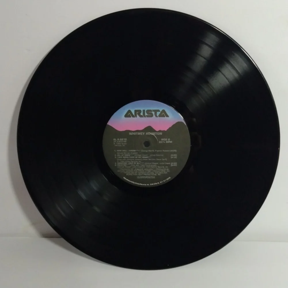 Whitney Houston - Picture 6 of 7